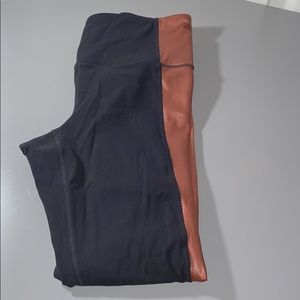 Side stripe leggings